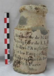 archeologie  hyeres trouv un pot  moutarde